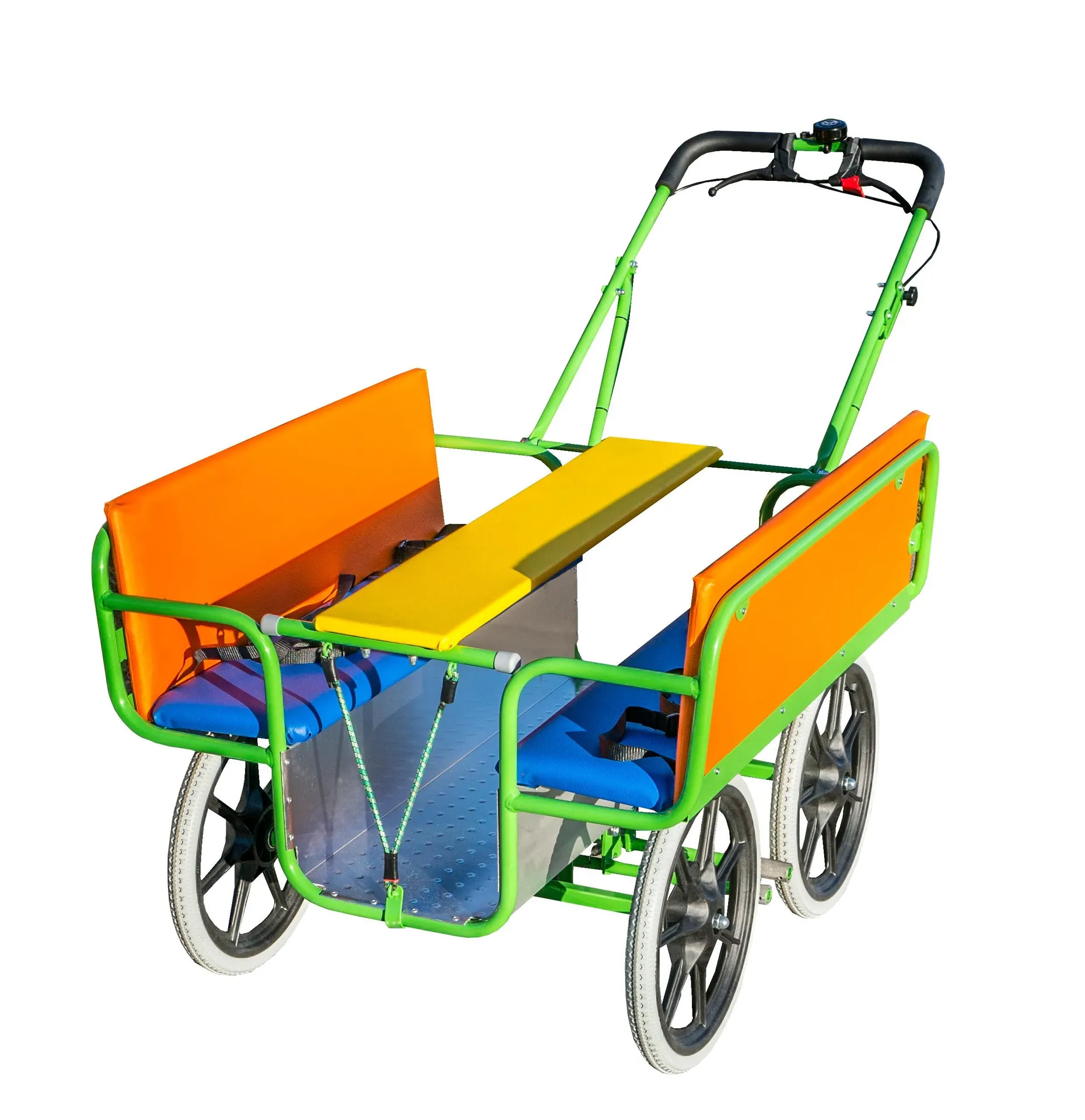 ein Krippenwagen bunt auf weißem Hintergrund Krippenwagen bunt | Dragon Toys