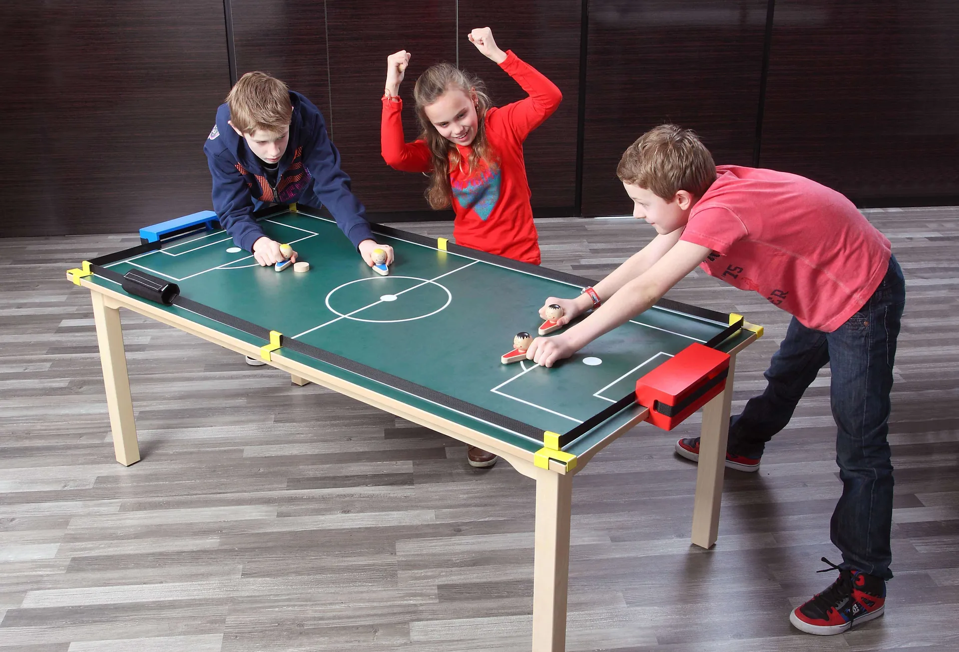Mobi Kick | Dragon Toys